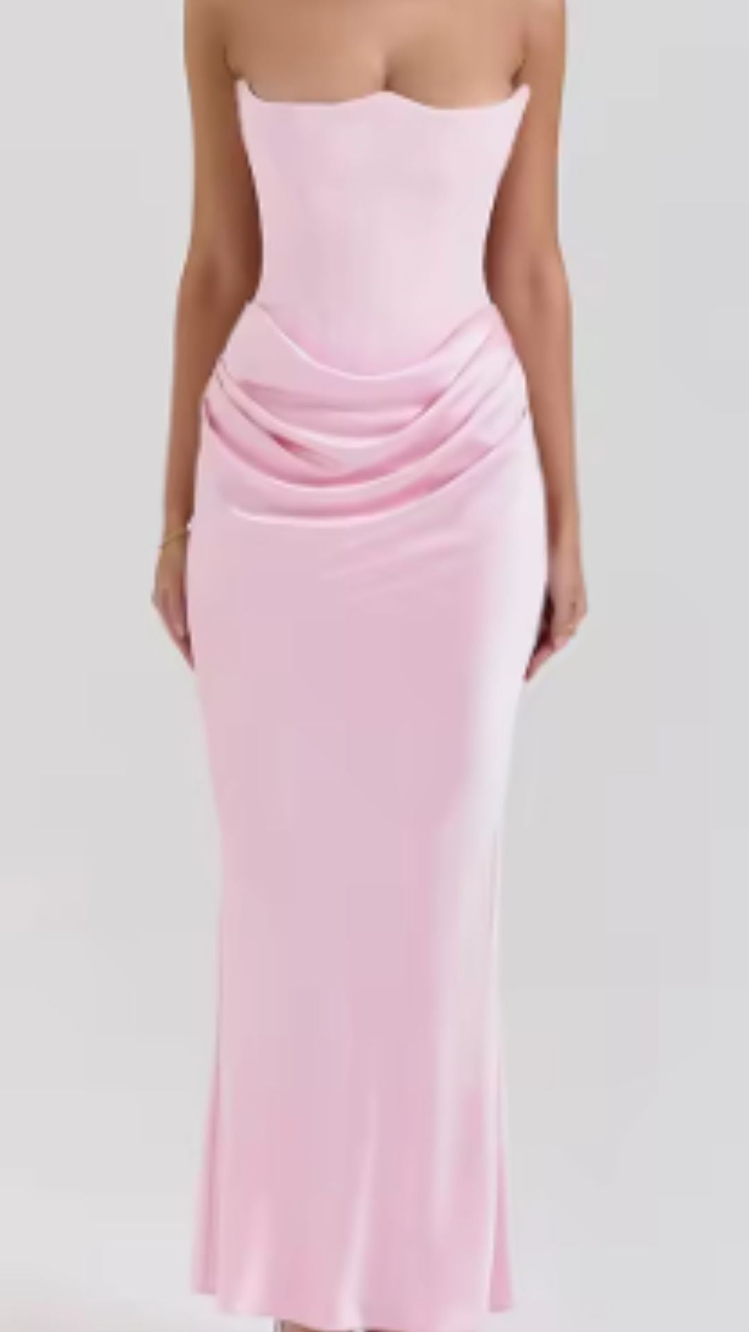 Amina - Flattering strapless dress