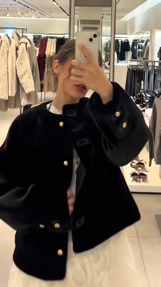 Juliette - Faux fur jacket with gold buttons