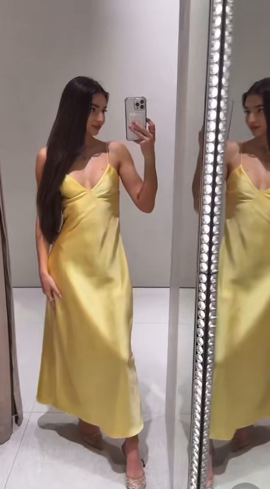Naomi - Satin silk open back dress