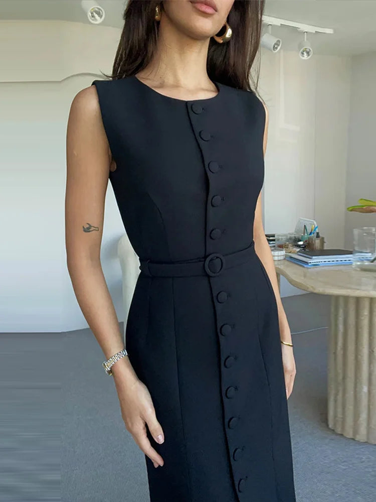 Melanie - Pencil dress with buttons