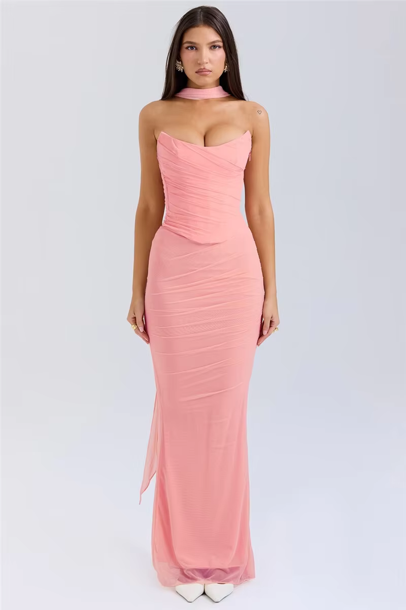 Raisa - Elegant strapless dress