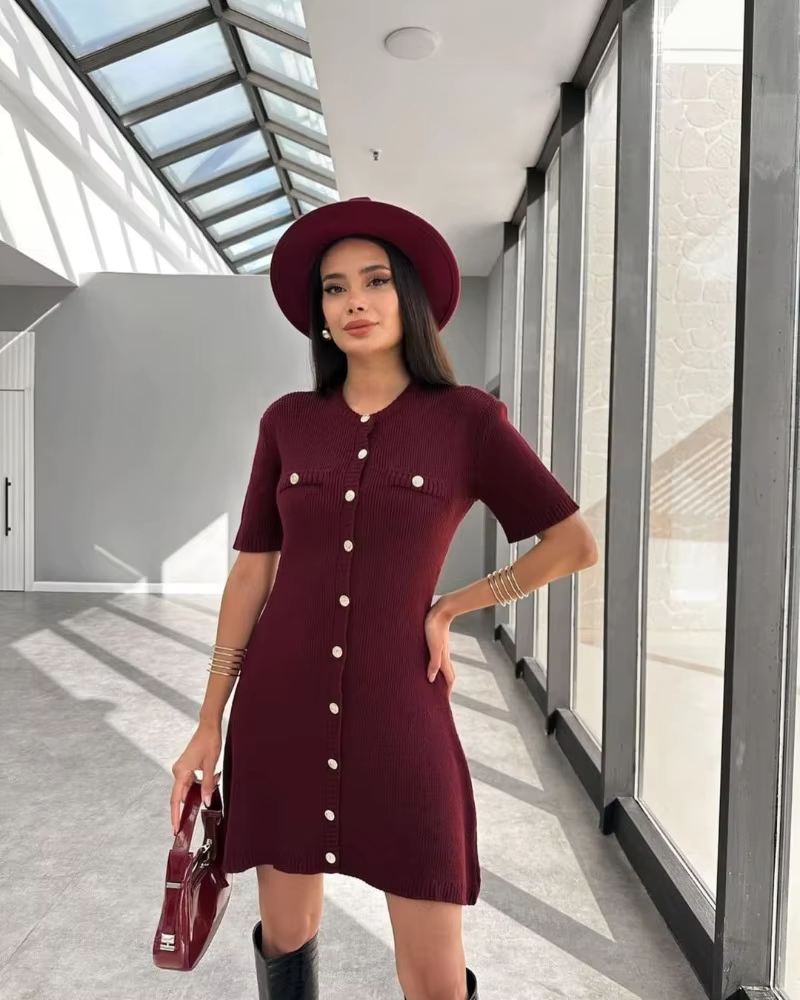 Noor - Fine knitted mini dress