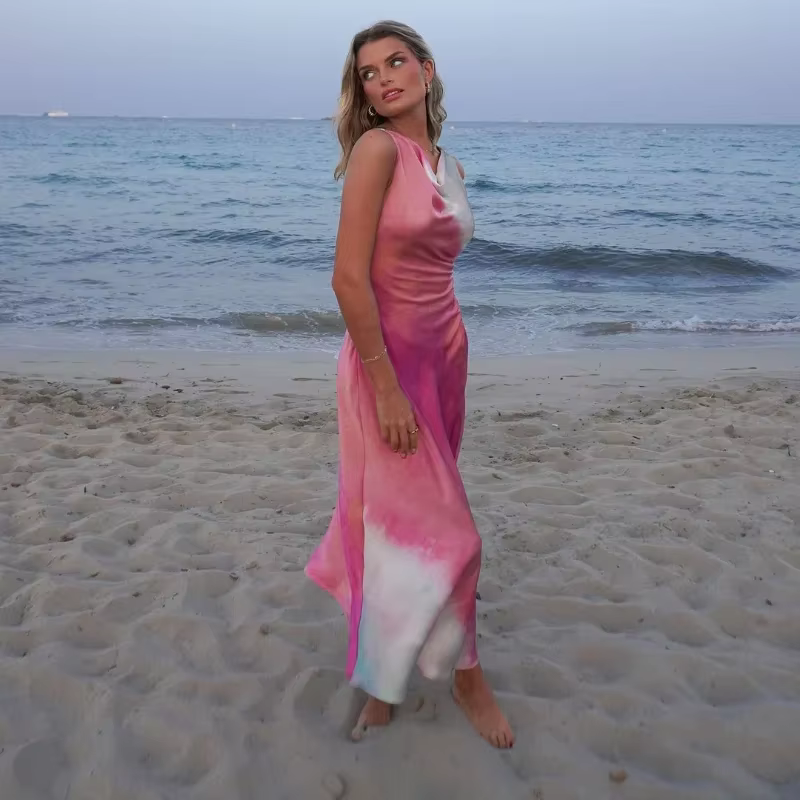 Sarina - Flattering satin silk dress with slit