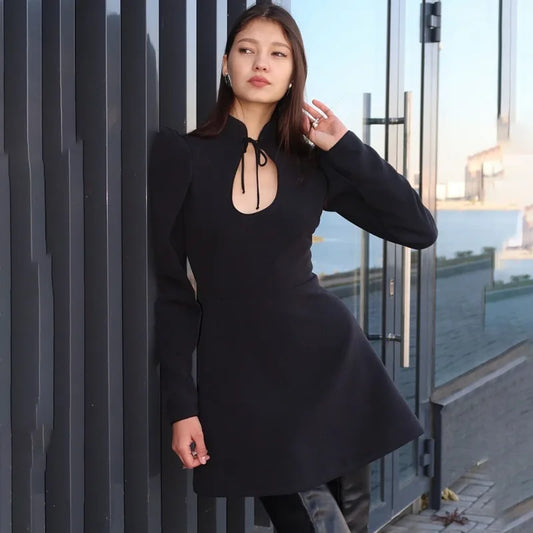 Naomi - Elegant mini dress