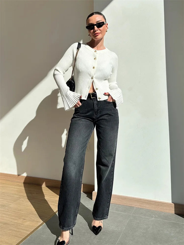 Claude - Fine knitted cardigan with gold buttons