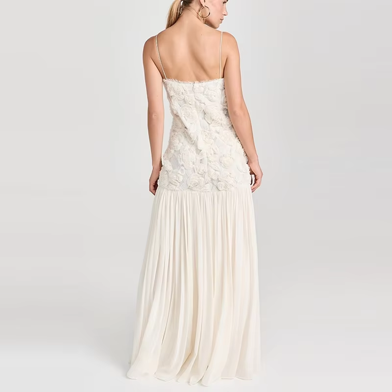 Bexley - Elegant flower detail dress
