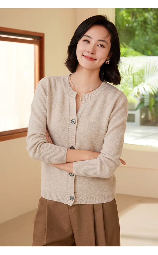 Milena - 100% wool soft knitted cardigan