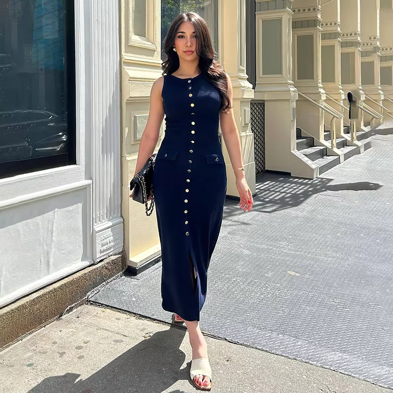 Victoria - Elegant fine knitted dress