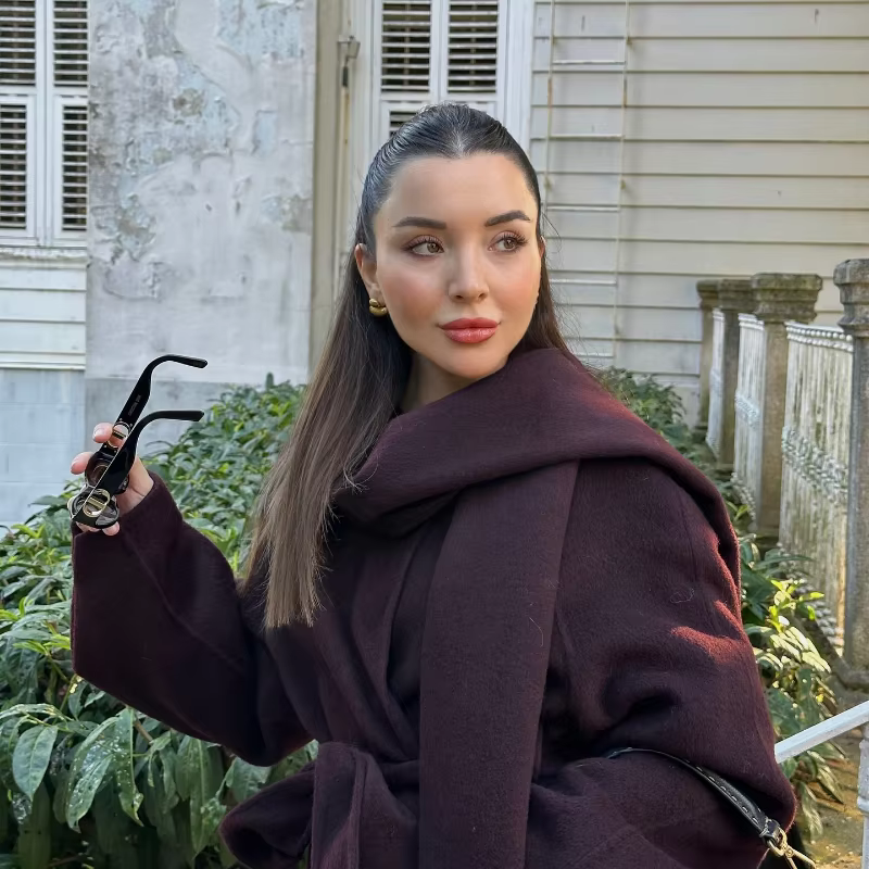 Talita - Elegant wool blend coat with scarf