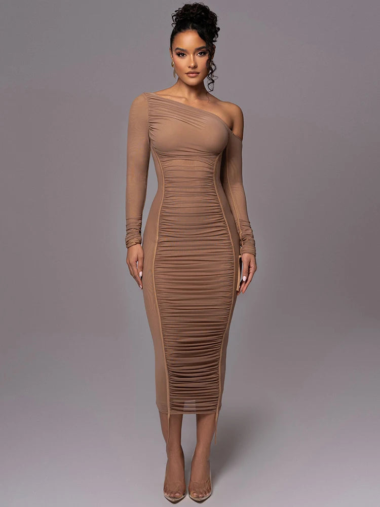 Kim - Figure hugging dress