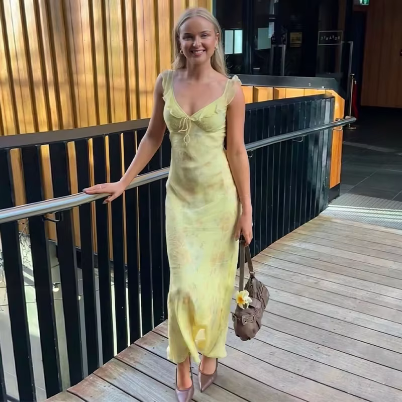 Solene - Flattering satin silk dress
