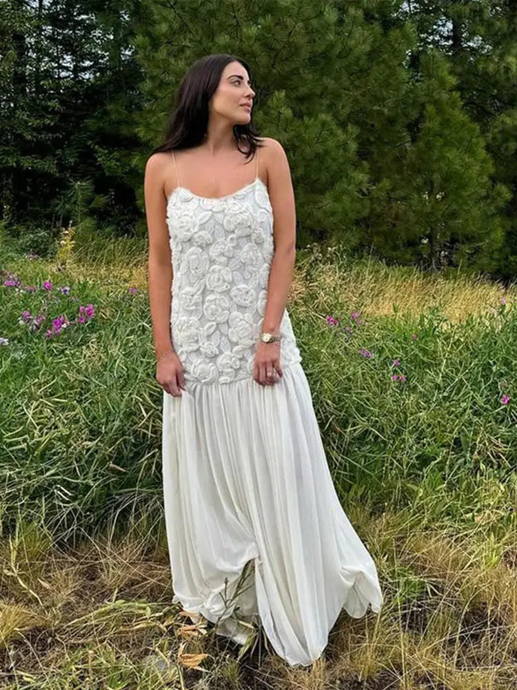 Bexley - Elegant flower detail dress
