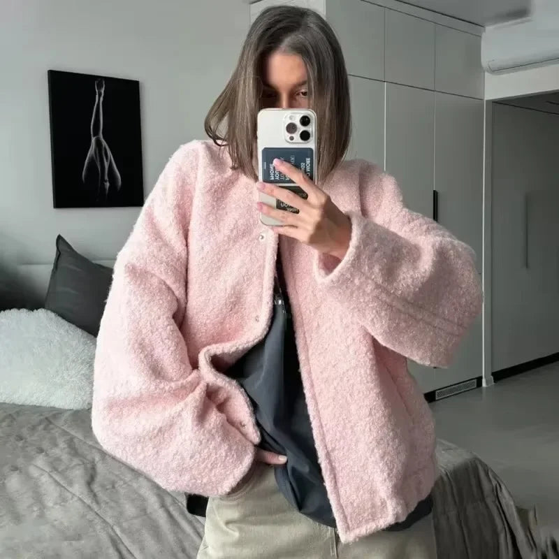 Becca - Boucle bomber style jacket