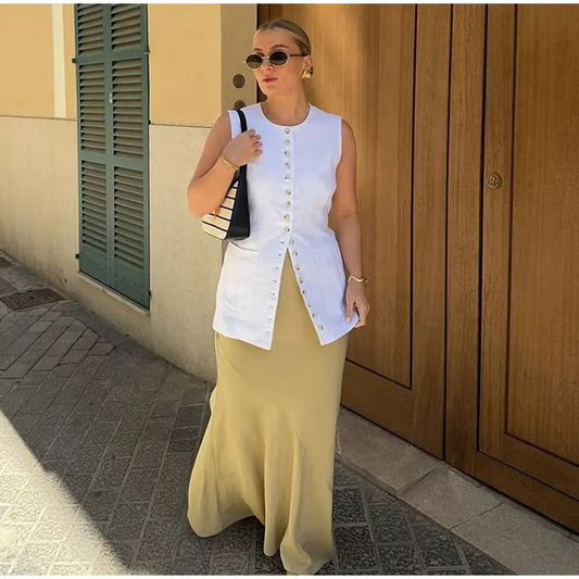 Yhasmina - Flattering sleeveless top