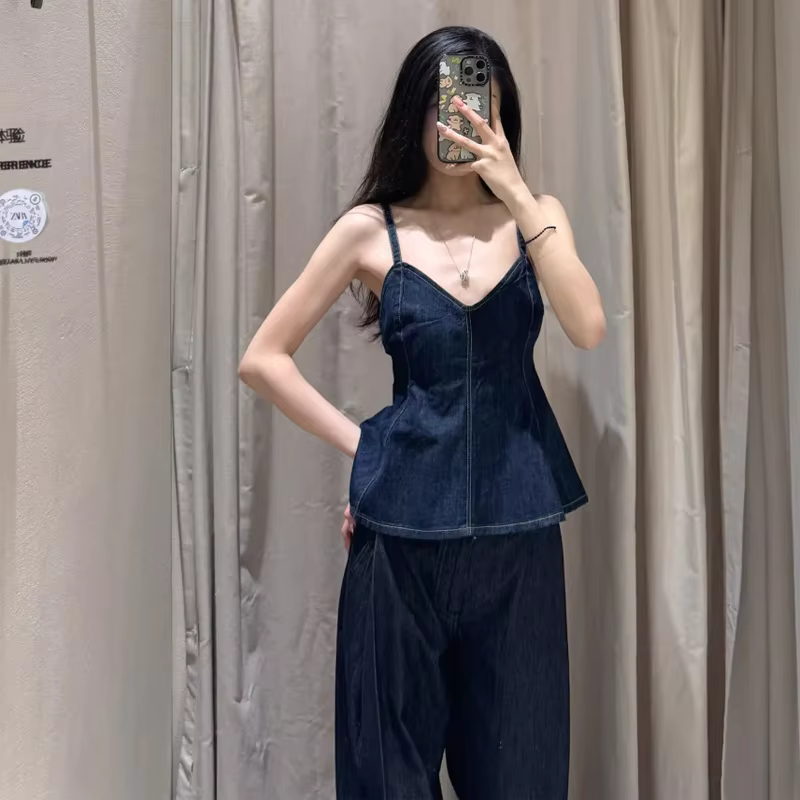 Gianna - Elegant denim top