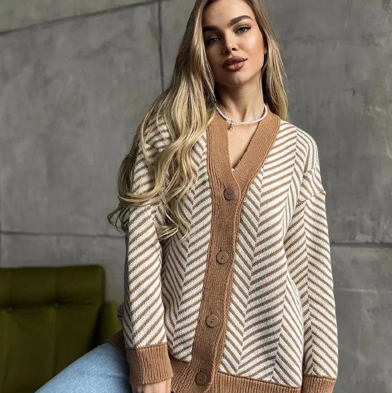 Jillian - Elegant herringbone cardigan