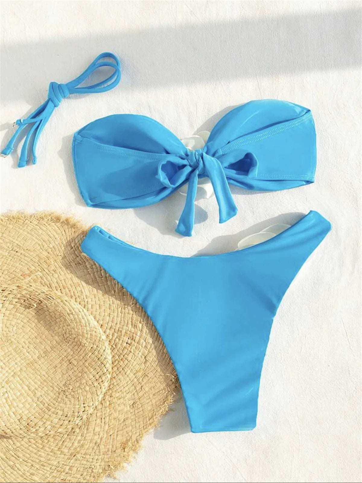 En Rose - Bikini set with rose detail