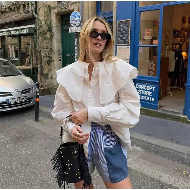 Luna - Poplin blouse with oversized collar