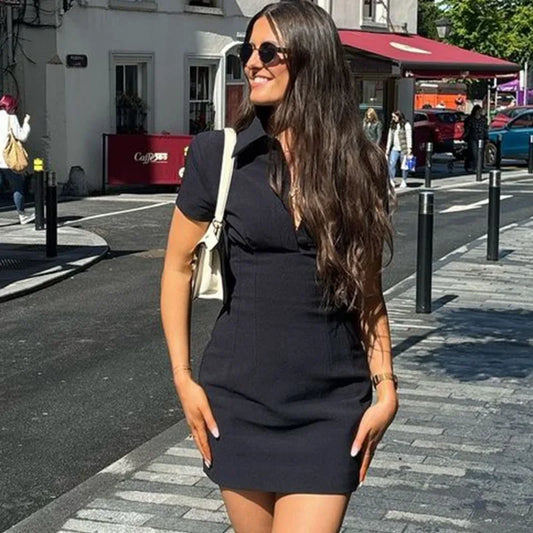 Gemna - Flattering mini dress with collar