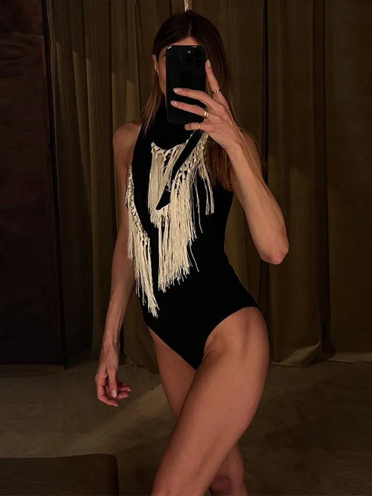 Miria - One shoulder tassel set