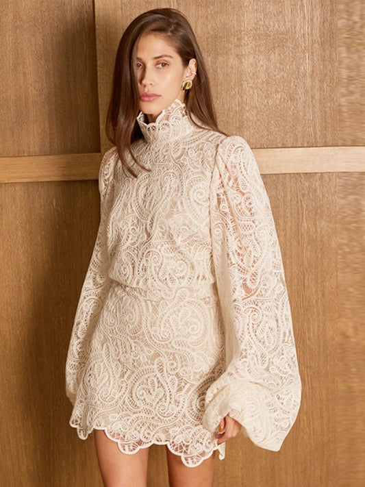 Laura - Elegant lace top and skirt set