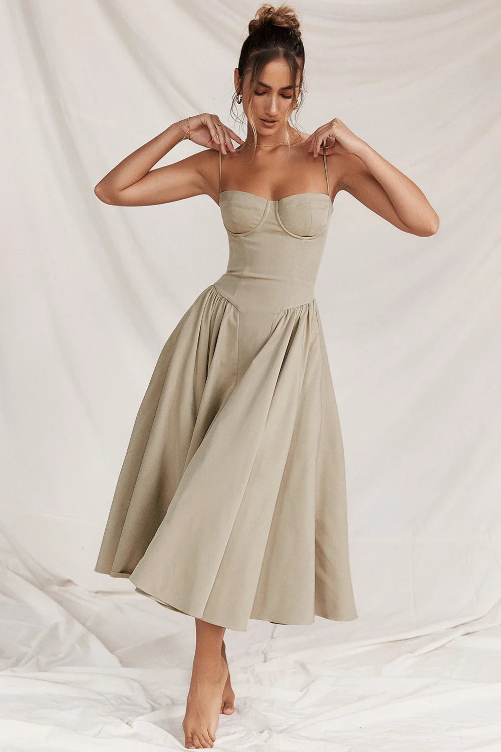 Phoebe - Flattering a-line dress