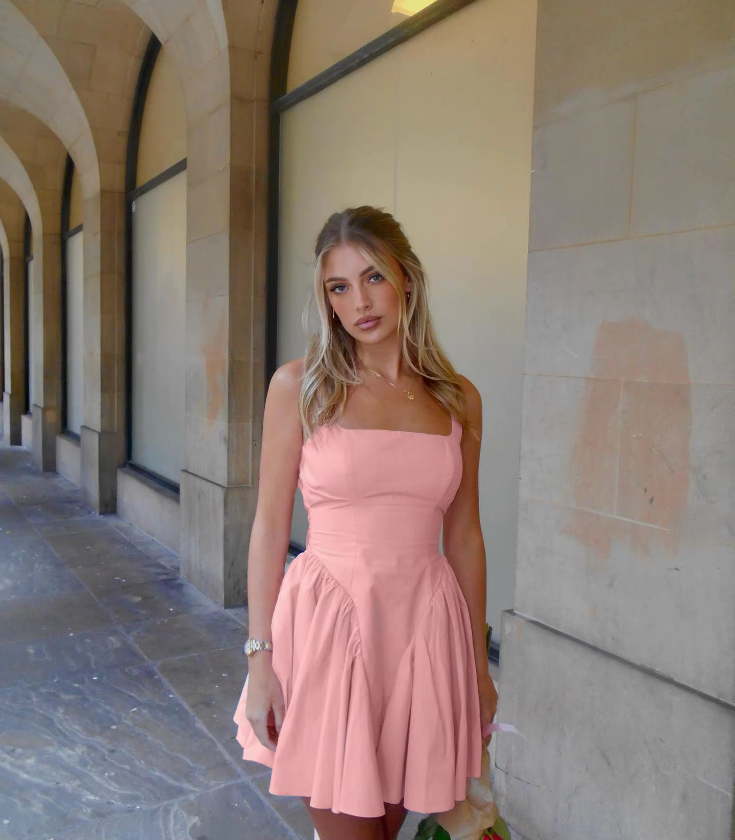 Acaia - Flattering dress with bow