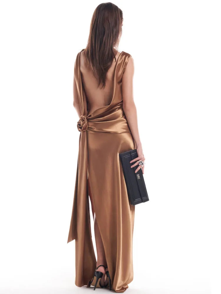 Mahira - Elegant backless dress
