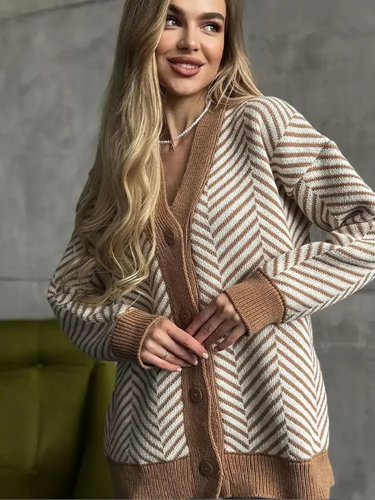 Jillian - Elegant herringbone cardigan