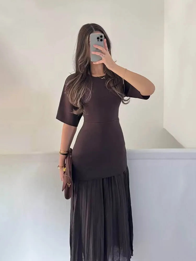 Paola - Pleated short sleeved dress