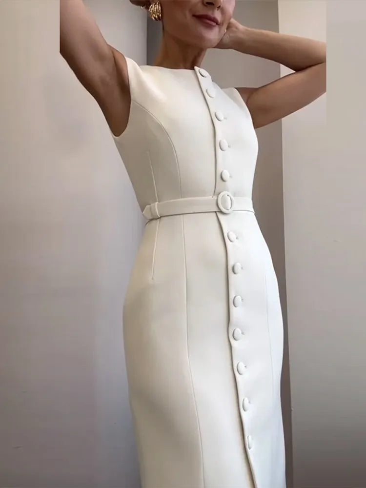 Melanie - Pencil dress with buttons