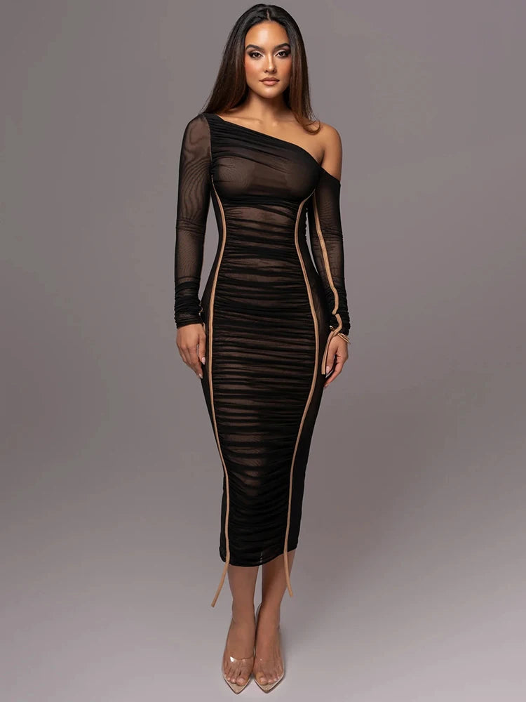 Kim - Figure hugging dress