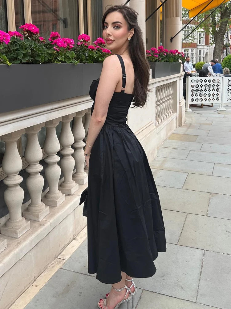 Christin - Flattering summer dress