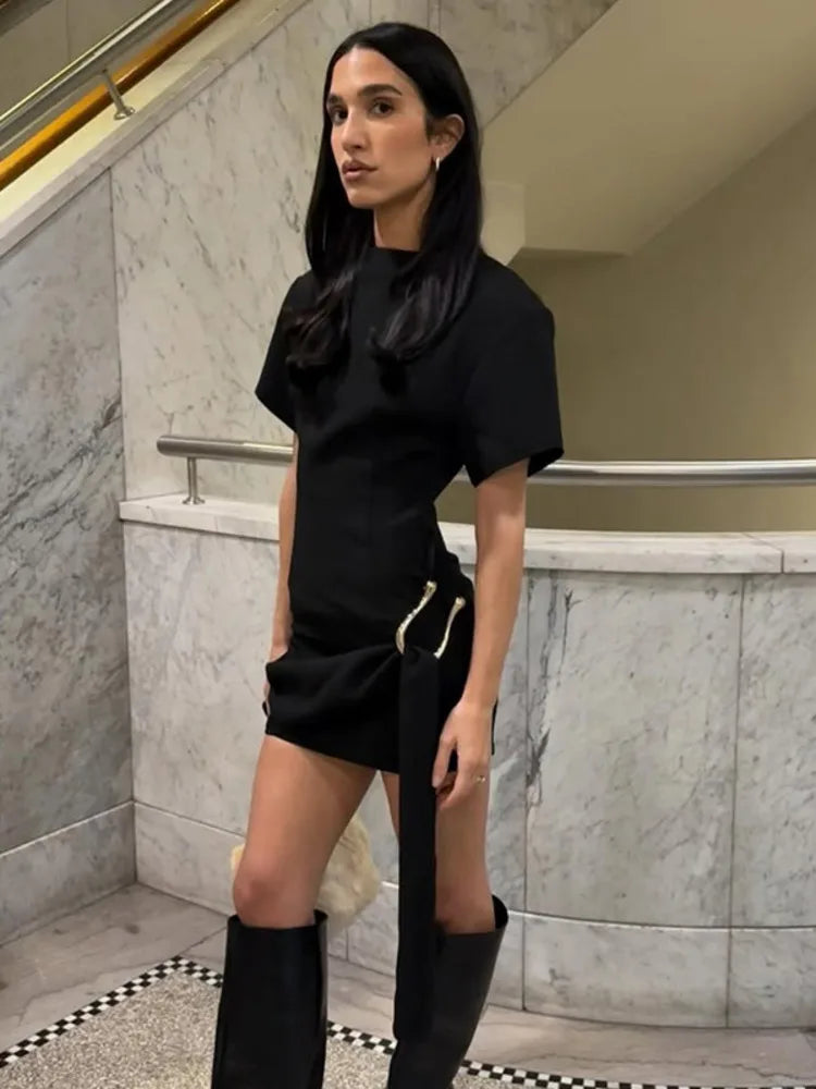 Alba - Flattering tshirt dress with buckle