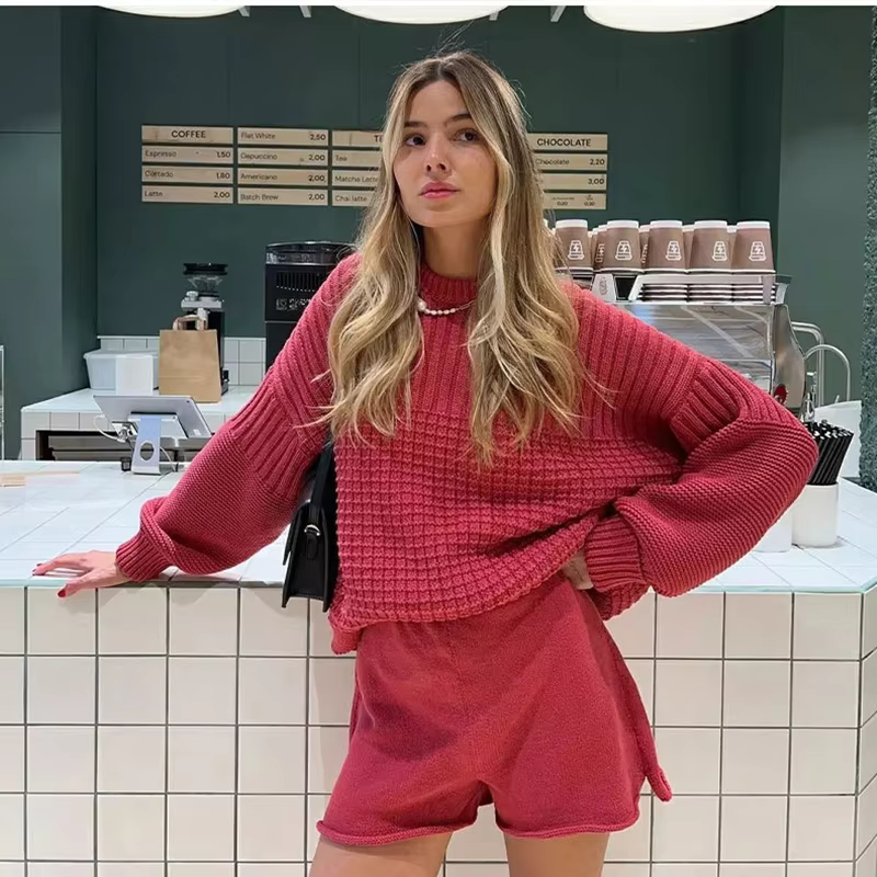 Lucy - Knitted sweater and short co-ord set