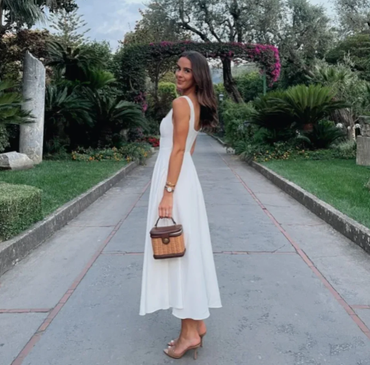 Lily Mae - Square neck midi dress