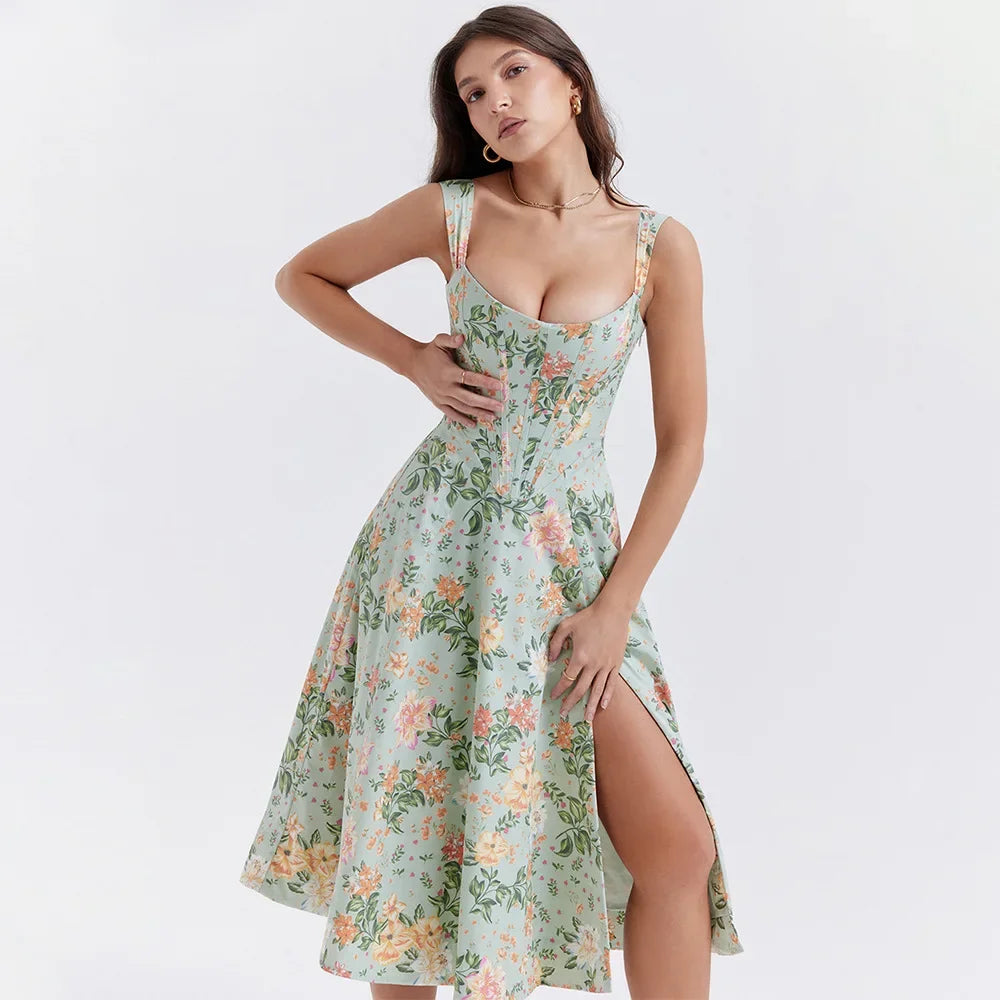 Feliciana - Flattering dress with print