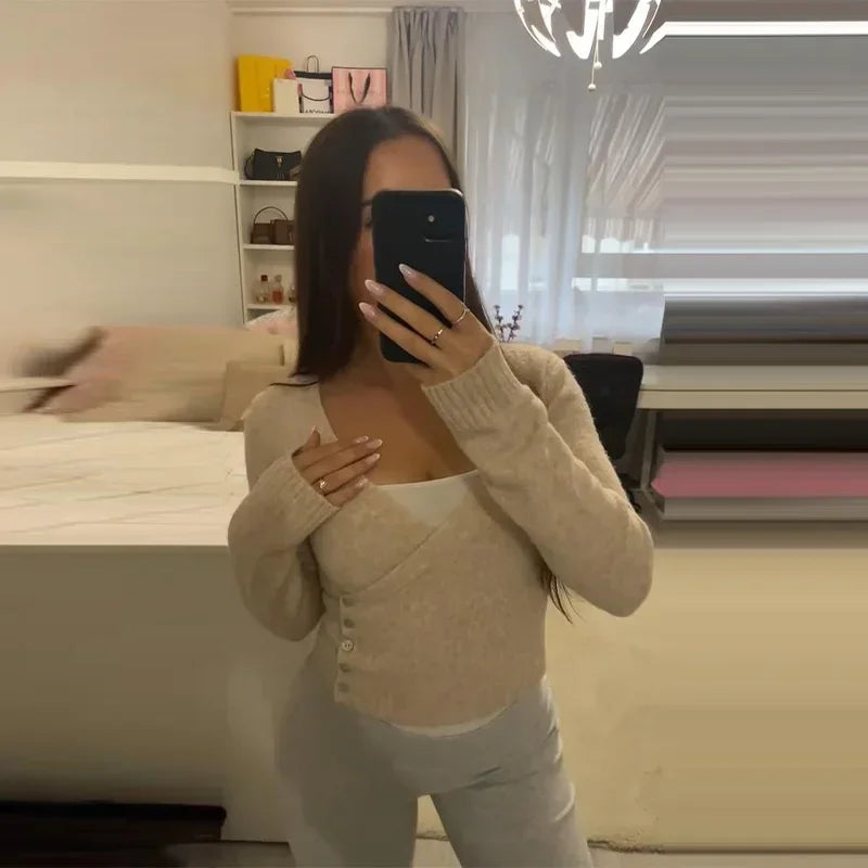 Danika - Knitted v-neck pullover