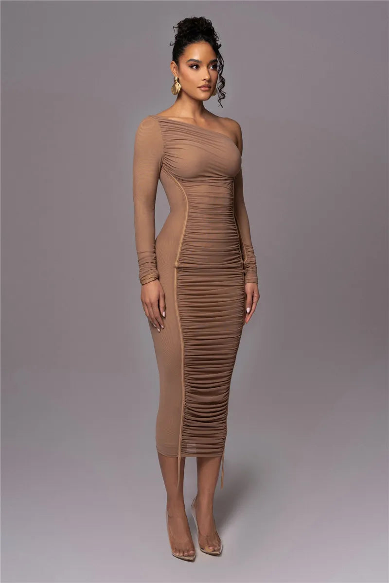 Kim - Figure hugging dress
