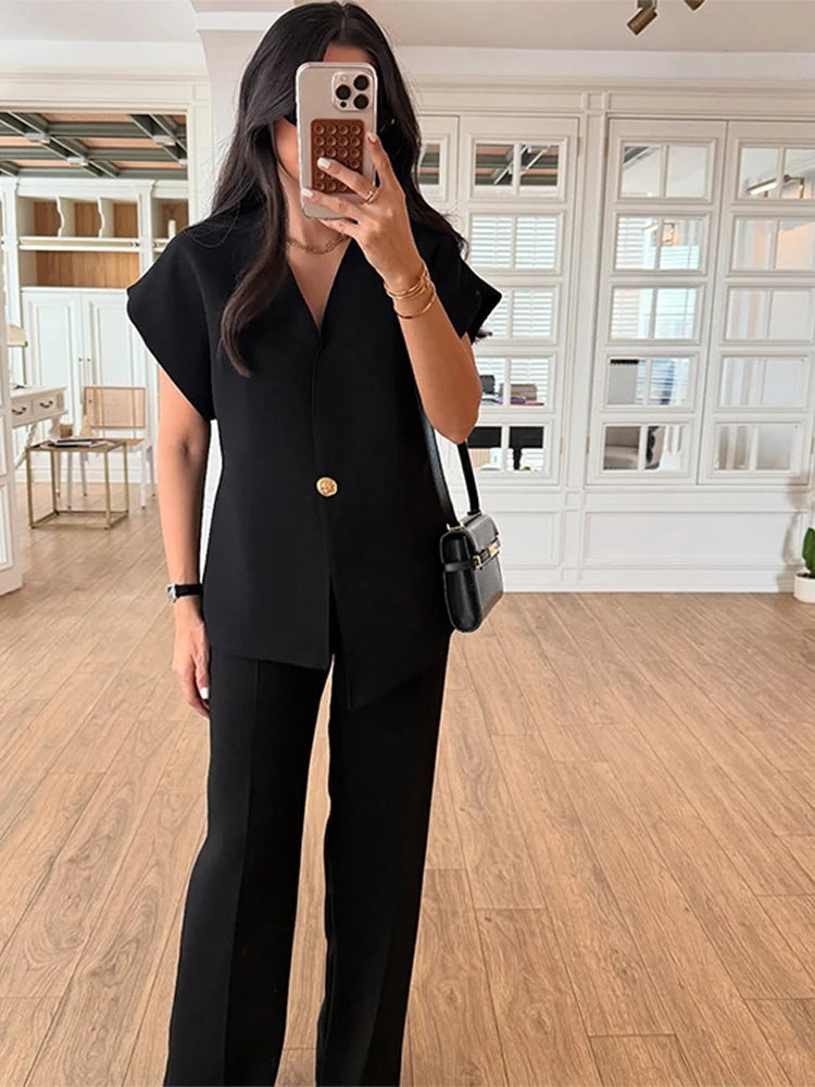 Vada - Elegant two piece set