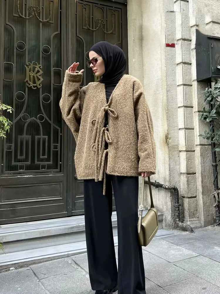 Anouk - Oversized lace up cardigan