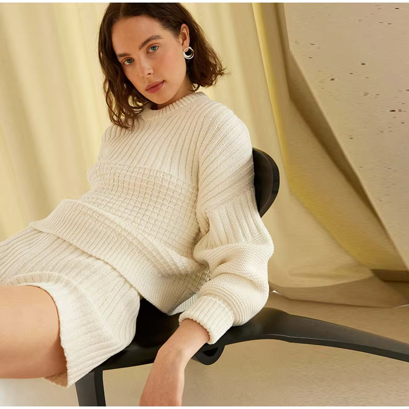 Lucy - Knitted sweater and short co-ord set