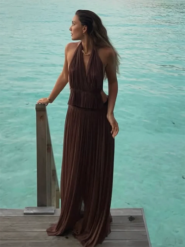 Luciana - Elegant two piece set with open back