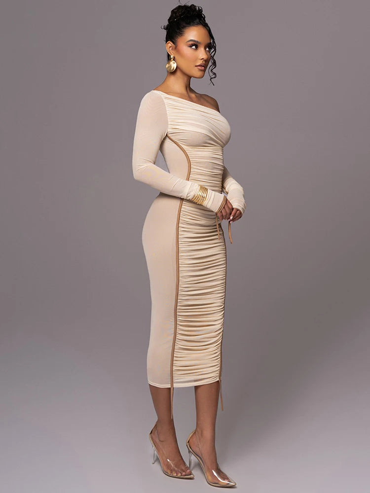 Kim - Figure hugging dress