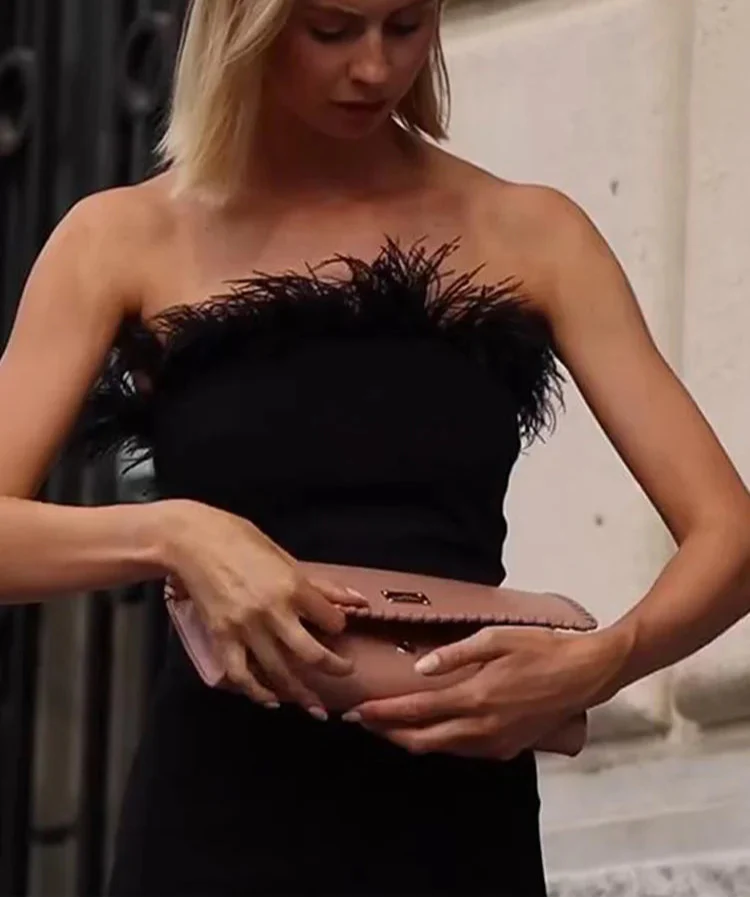 MariAnn - Strapless dress with feather detail