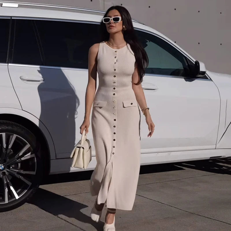Victoria - Elegant fine knitted dress