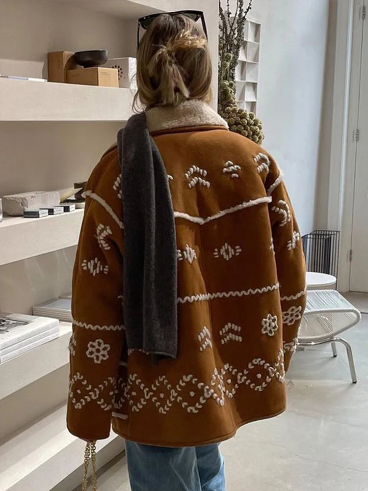 Mona - Embroidered fleece coat