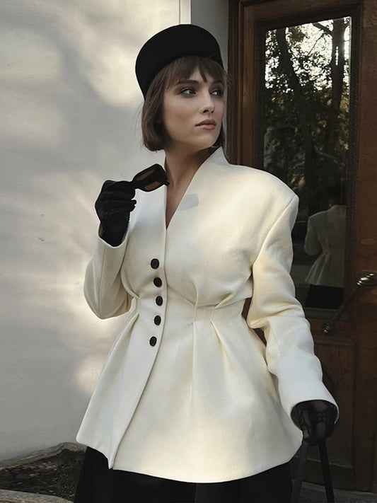 Eva - Flattering blazer jacket