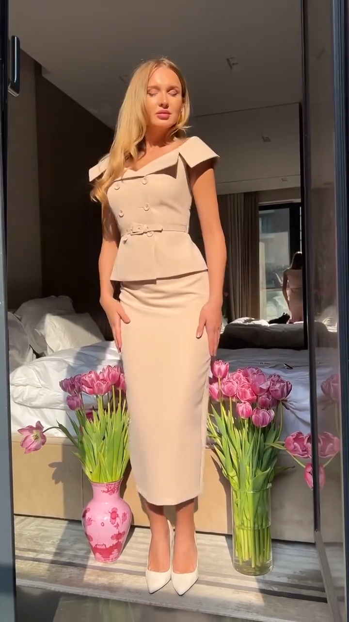 Irina - Off shoulder two piece set