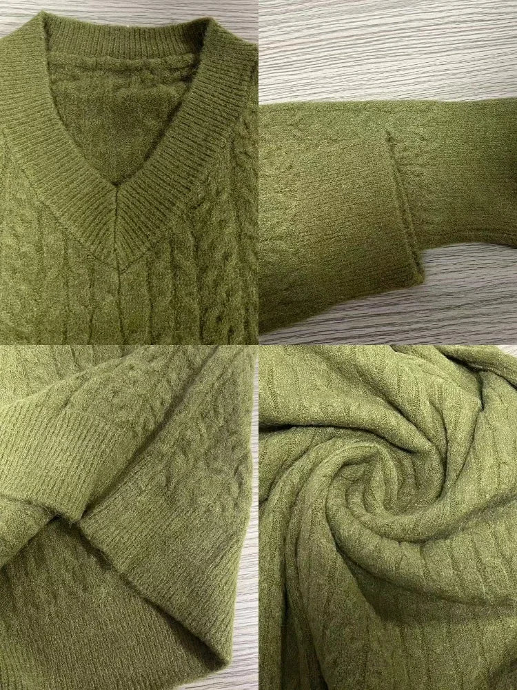 Shina - Elegant and warm knitted v-neck dress